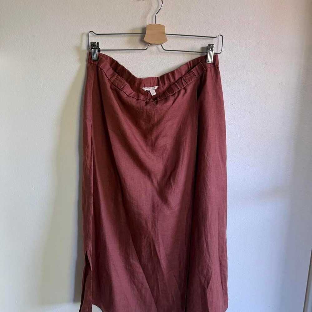 Elieen Fisher organic linen skirt in solid rust red